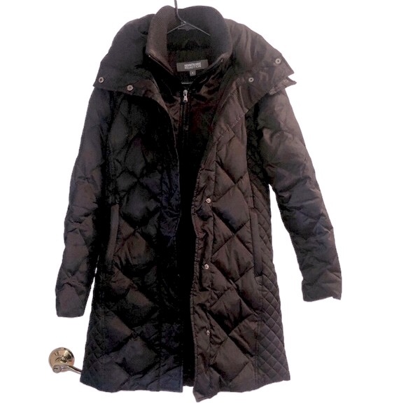 Kenneth Cole Reaction black down jacket, small - Picture 9 of 9